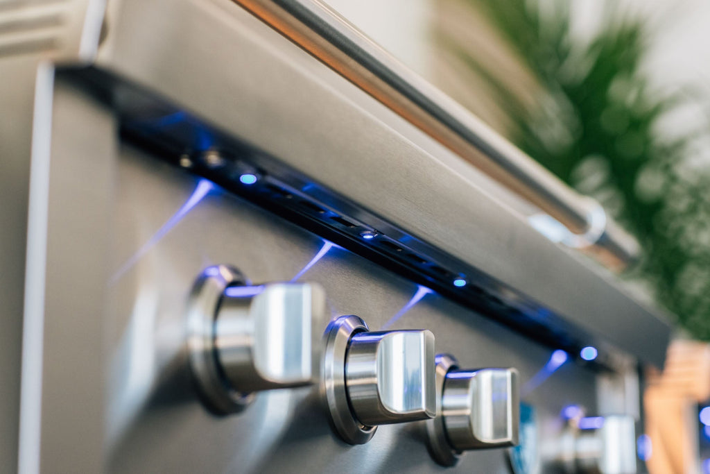 Looking for an Outdoor Gourmet Gas Grill? Welcome the Estate Freedom