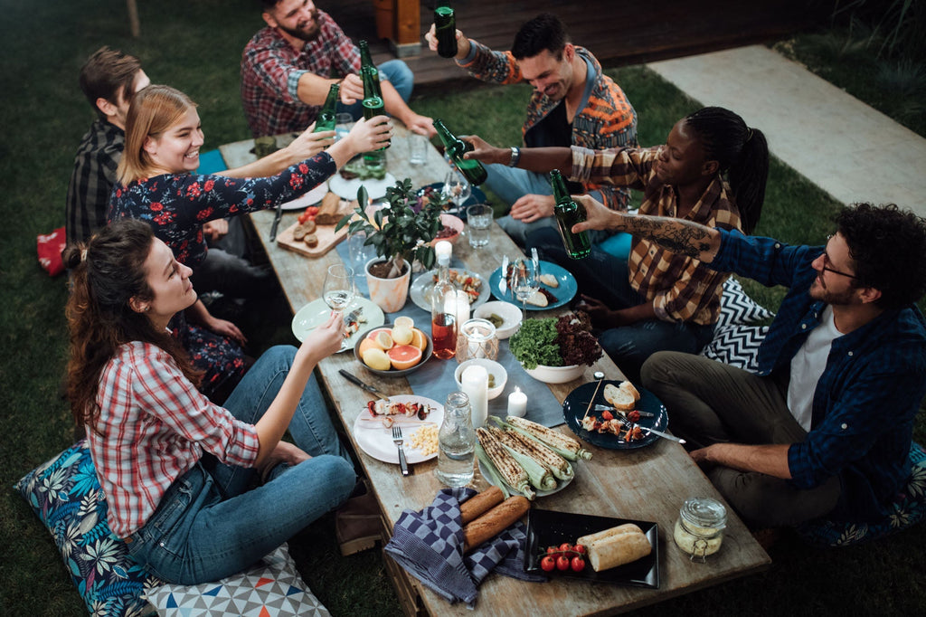 Why Fall Entertaining Shines with a Grill with Side Burners